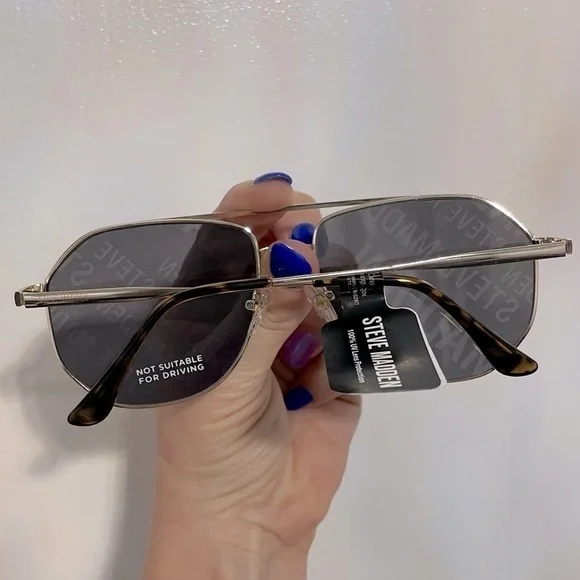 Steve Madden sliver black Mirrored Logo Print Aviators Sunglasses - Picture 4 of 9